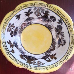 Vintage Made In Japan Decorative Soup Bowl W/ Gold Handles & Oriental Motif